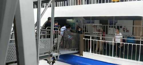 17號臺風(fēng)來襲，湛江西站滯留旅客388名，全市領(lǐng)導(dǎo)緊急疏運(yùn)成功